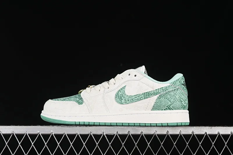 All Categories Air Jordan Jordan Series Basketball Shoes Air Jordan 1 Low Air Jordan 1 Low OG AJ1 Joe 1 Year of the Snake Limited Green Snake Low-top Retro Basketball Shoes HF3144-100